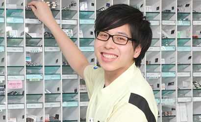 薬剤師歴：3年目 下條 俊介さん